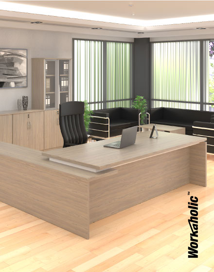 Marshal320 ™ Director Series Desk