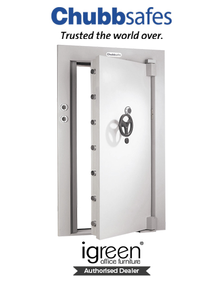 chubbsafes-malaysia-3.5-inch- strongroom-door-bulgary-resistant-high-security-bank-gold-store (1)